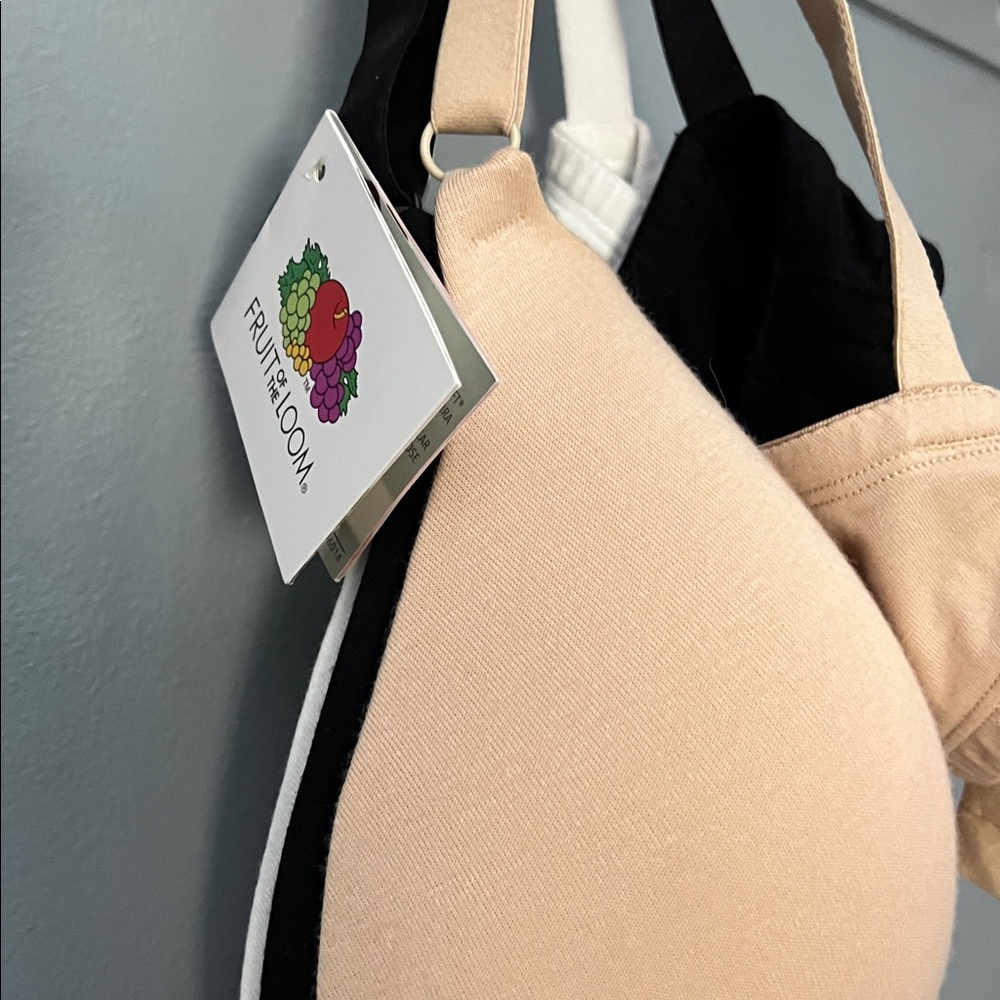 Fruit of the Loom Nude, White and Black Bra Set - Picture 3 of 5